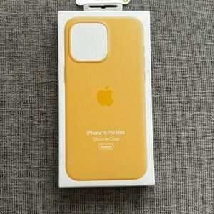 iPhone 15 pro max Apple case